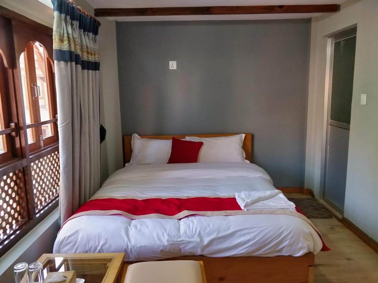 Inn Sangrahalaya Bhaktapur Exterior foto